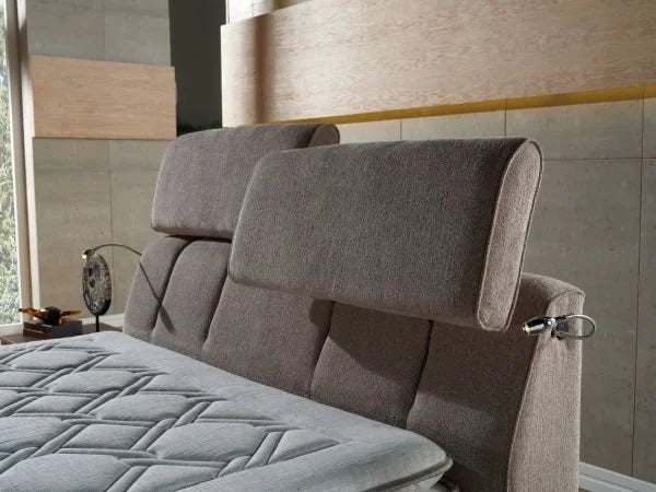 Kopfbedeckung aus Wolle